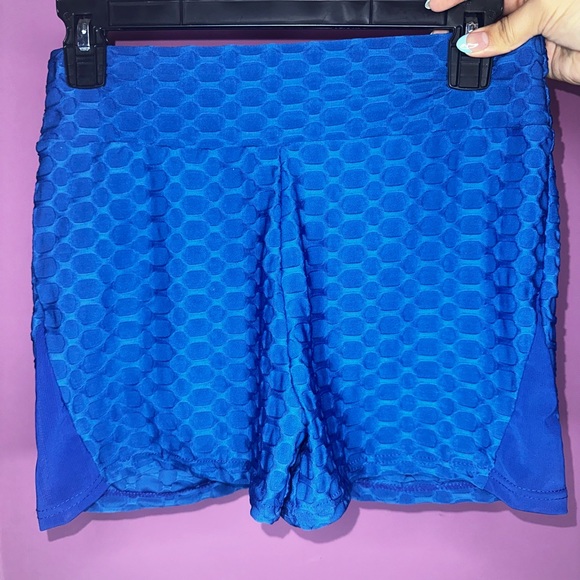 Royal blue workout set. Butt scrunch and back mesh - Picture 3 of 4